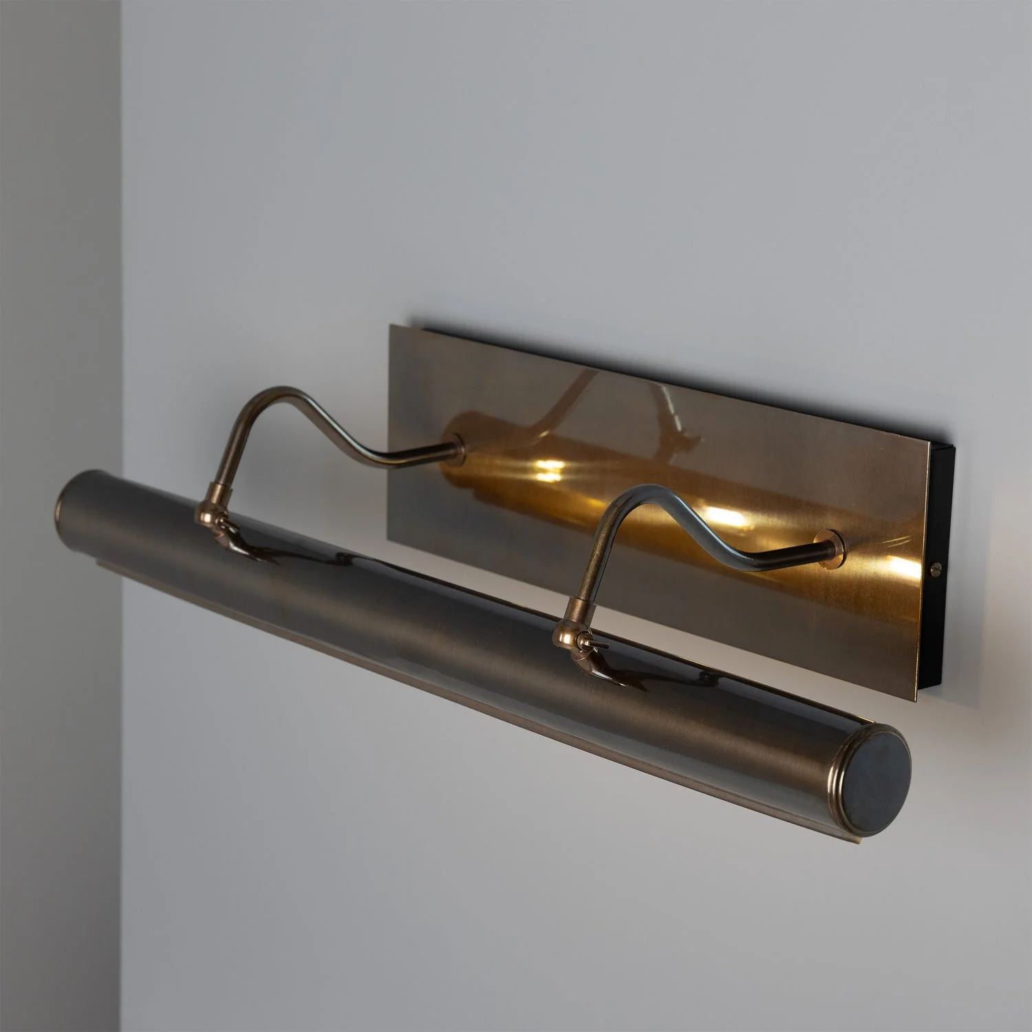 Dublin Picture Light | Design Outlet