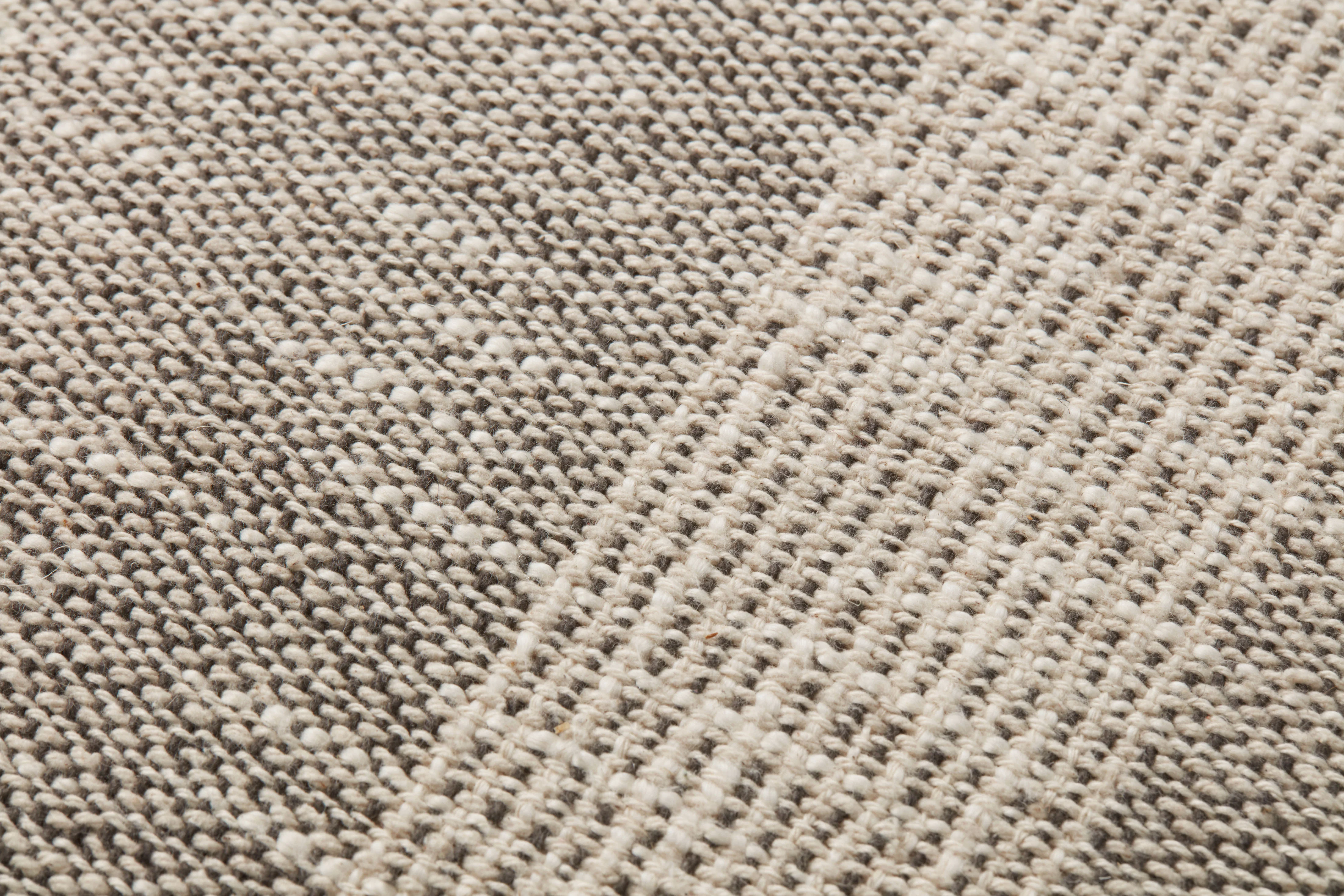 Dusk Charcoal / Ivory Pillow (PAR0005) - Image 5