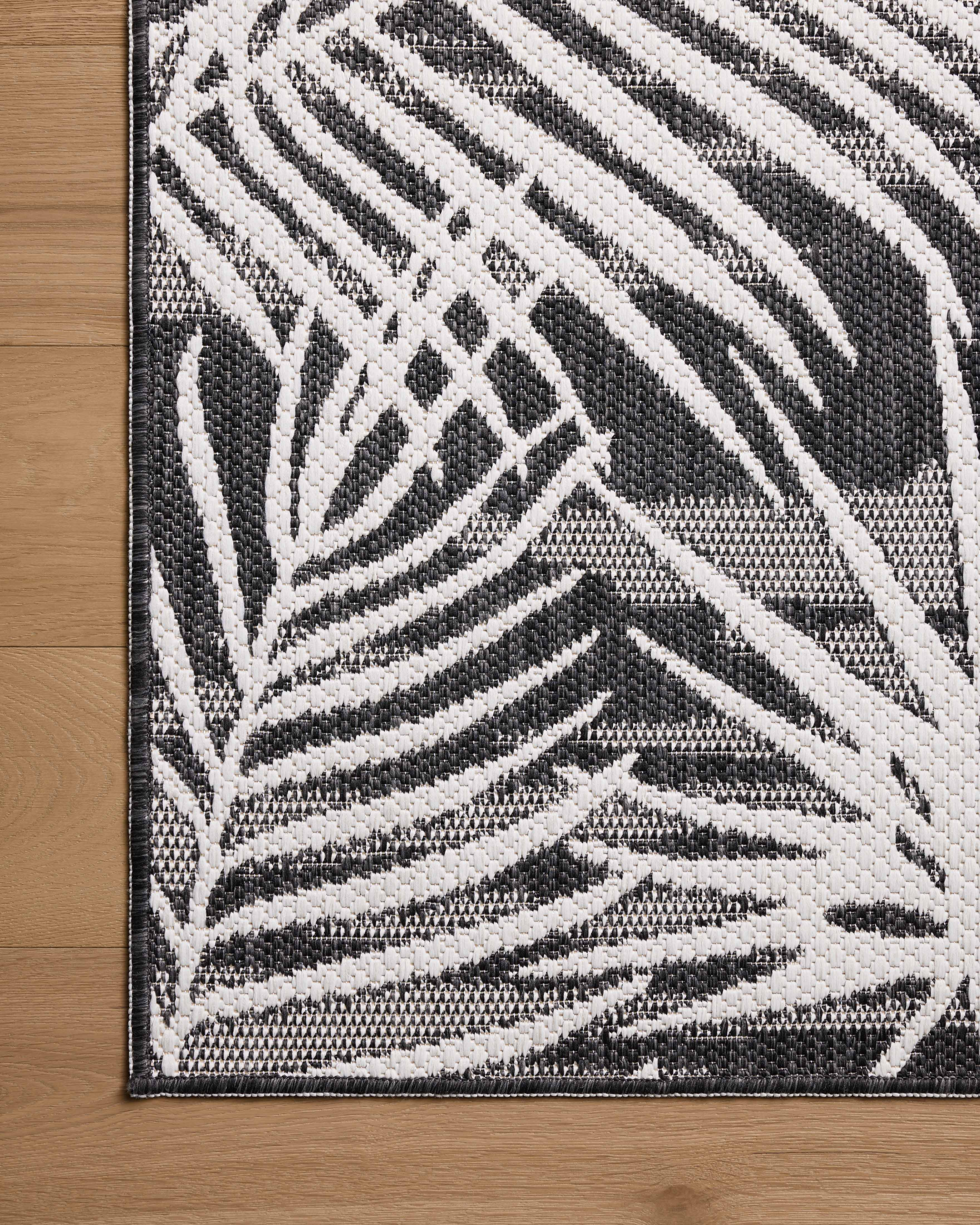 Easton Ivory / Onyx Rug (ESN-09) - Image 6