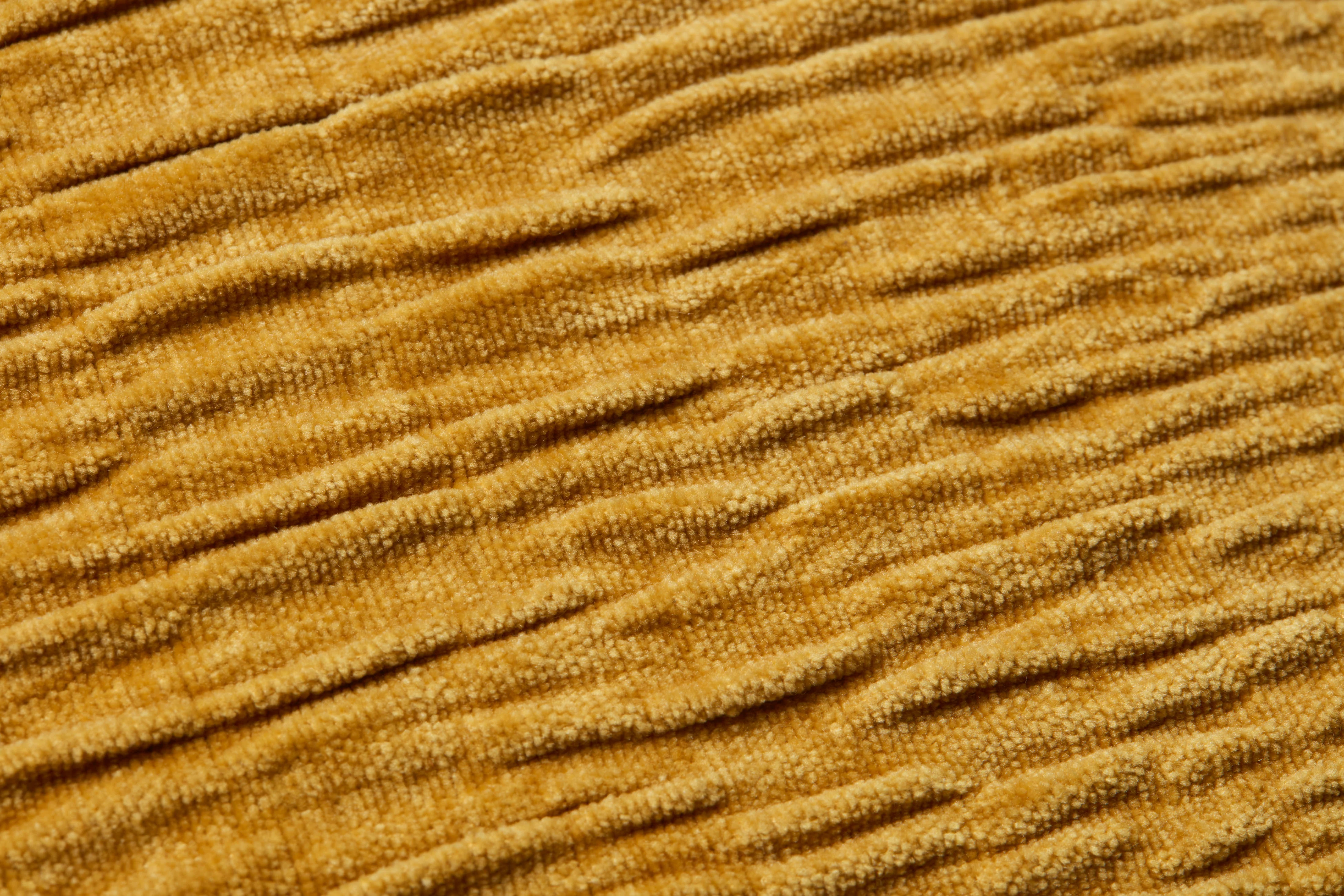 Gold Pillow (PLL0097) - Image 5