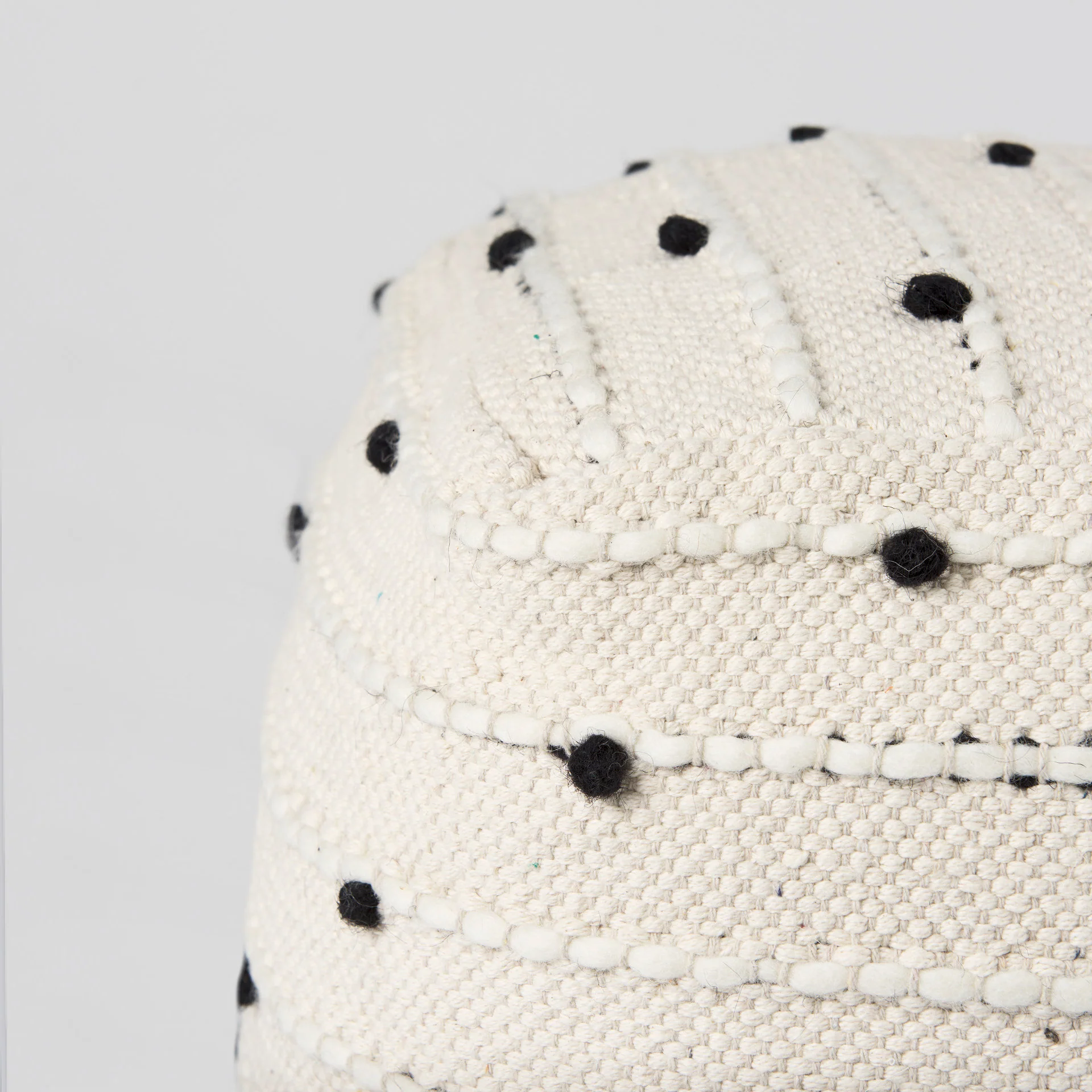 Amaira Pouf - Image 6