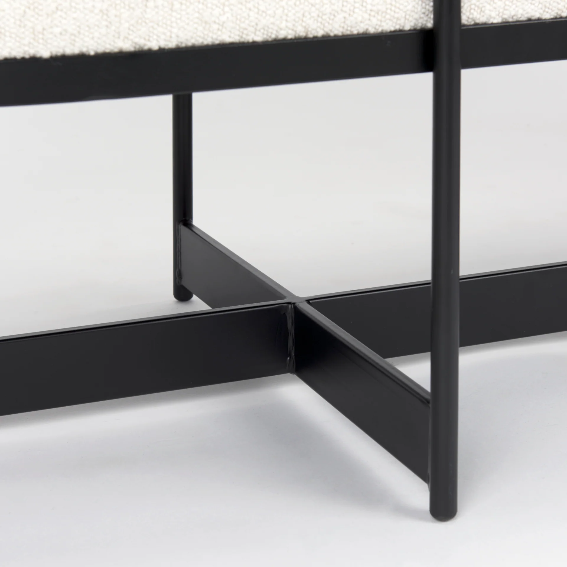 Amelia Bench - Image 10