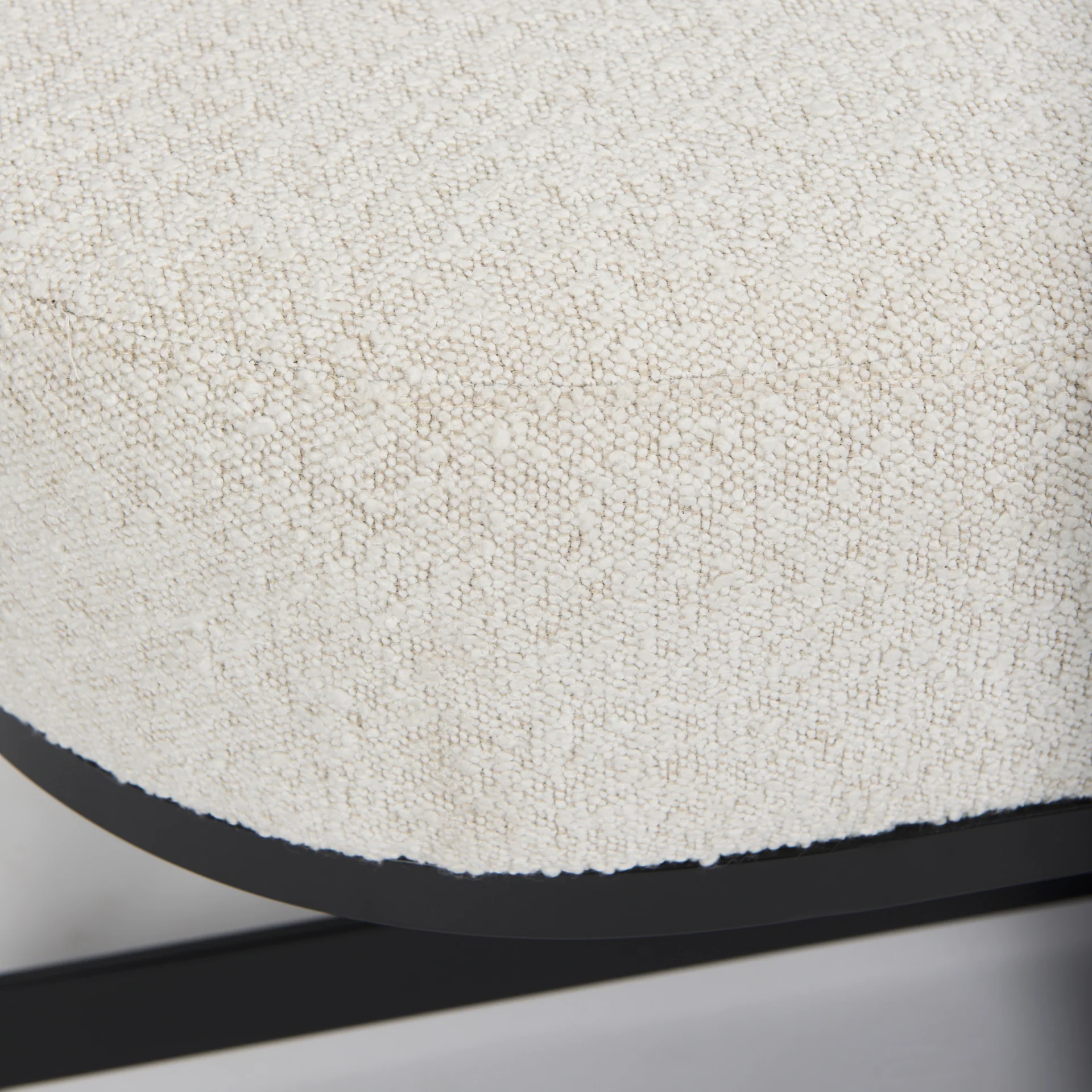 Amelia Bench - Image 7