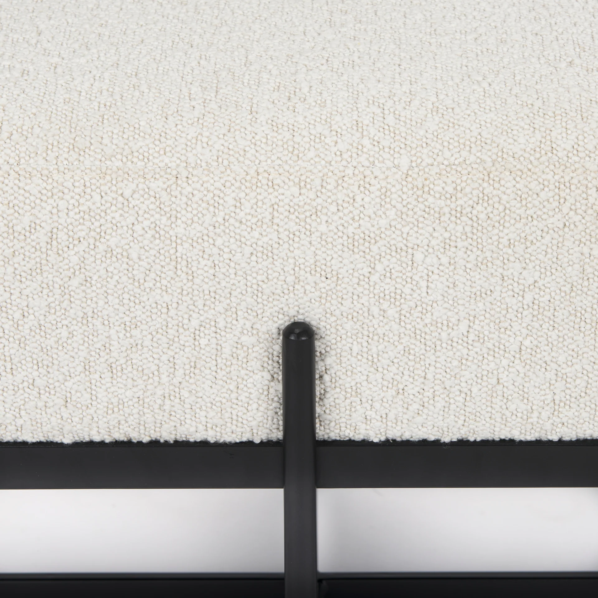 Amelia Bench - Image 9