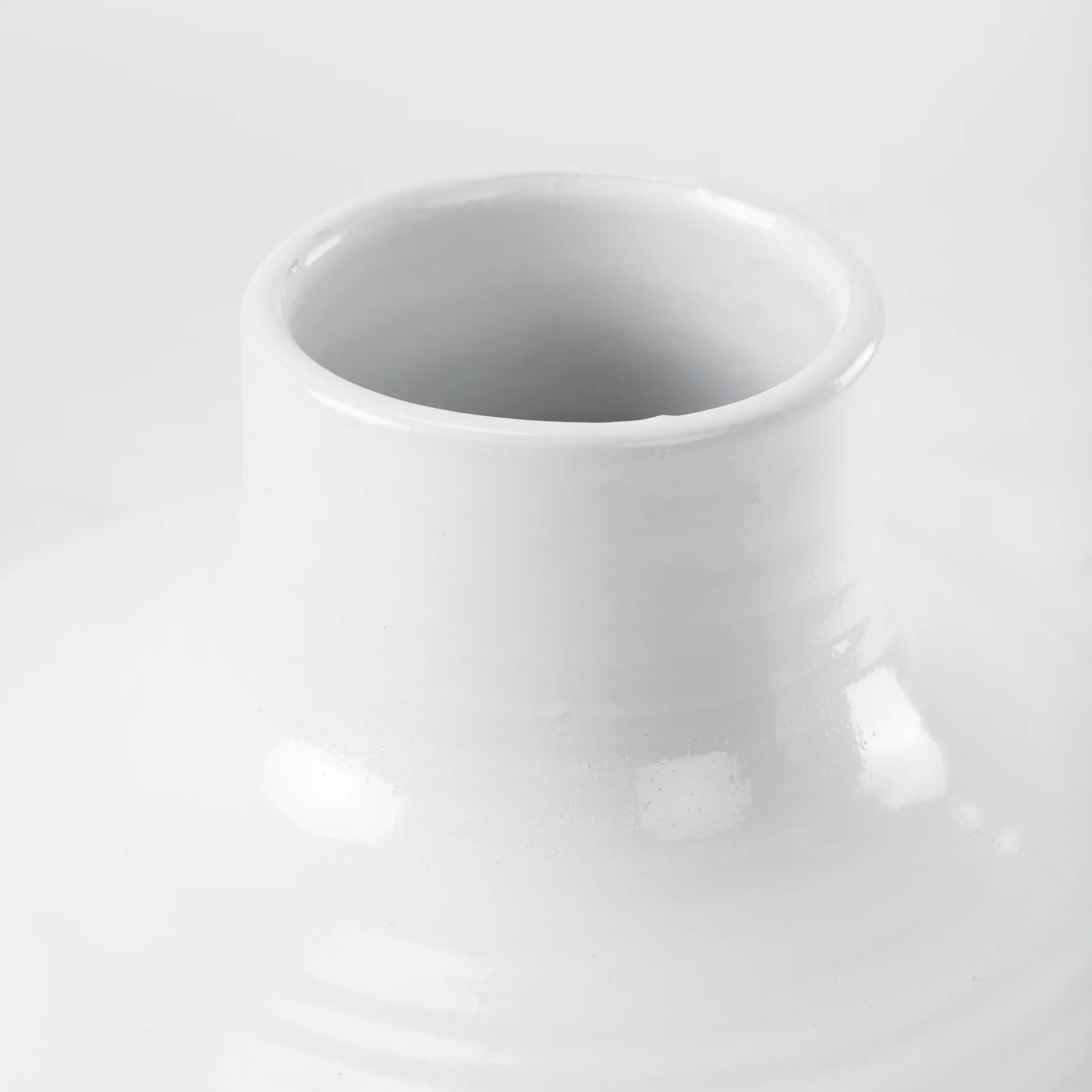 Amos Floor Vase - Image 5