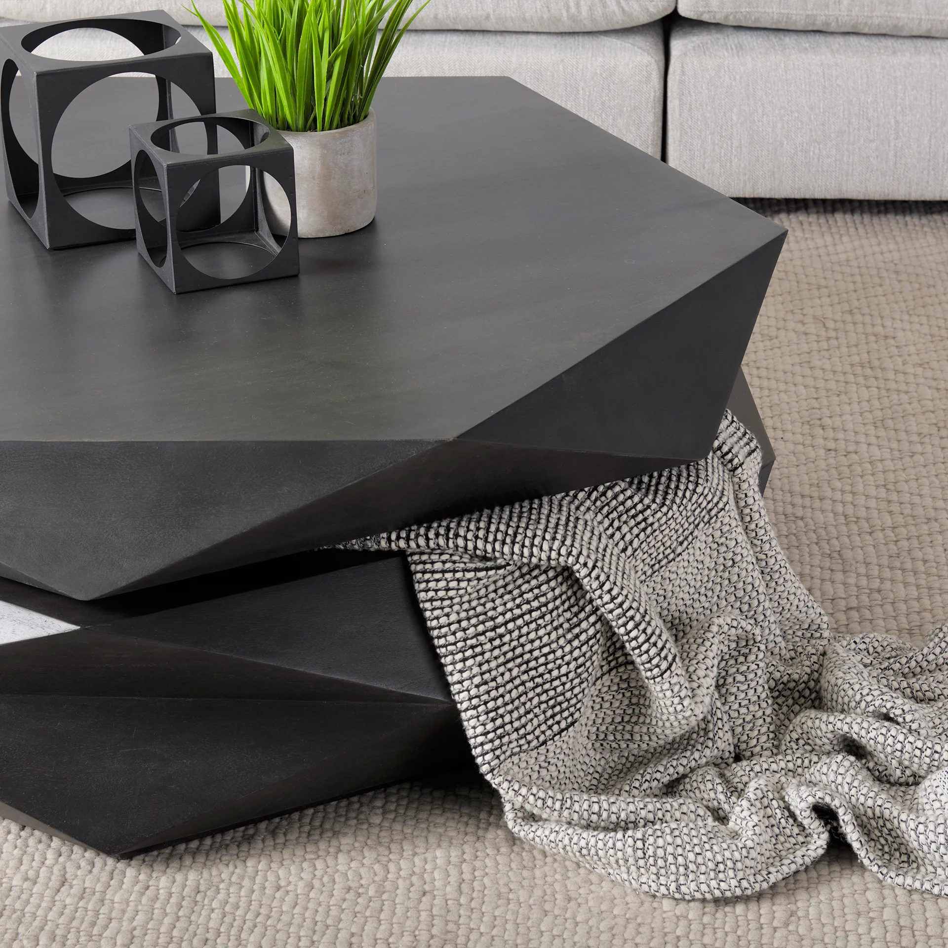 Arreto Coffee Table - Image 17