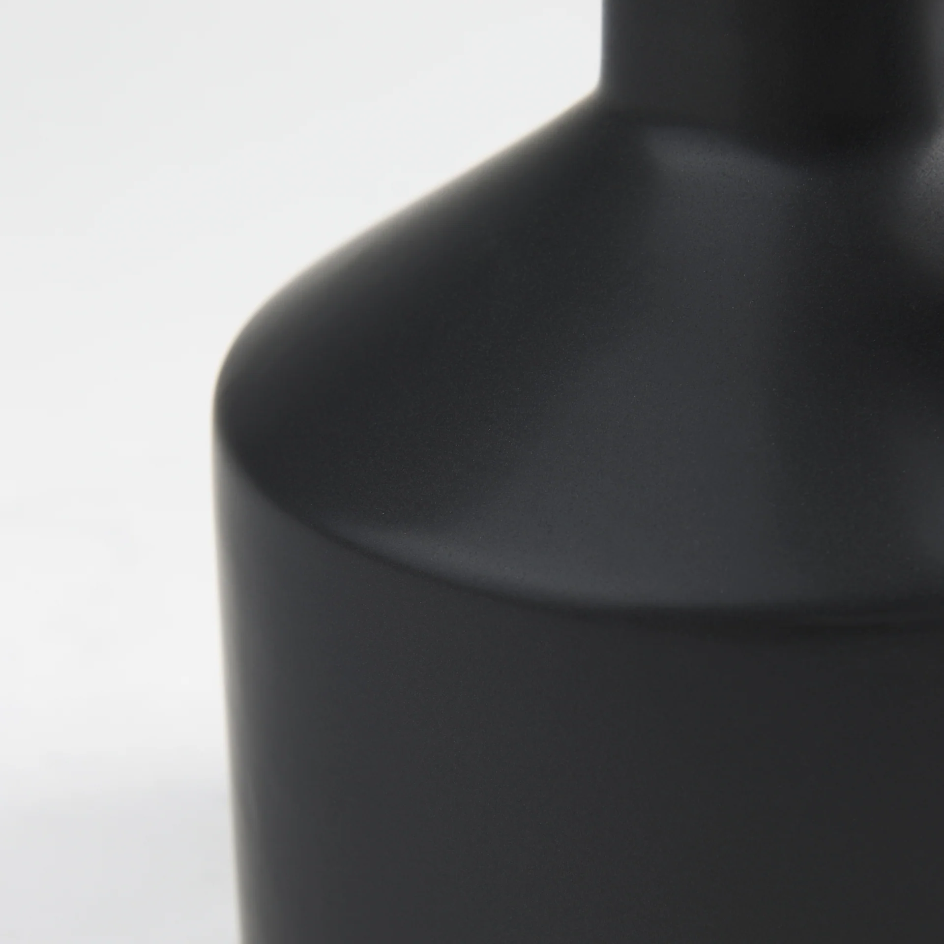 Burton Matte Black Jug Vase - Image 13