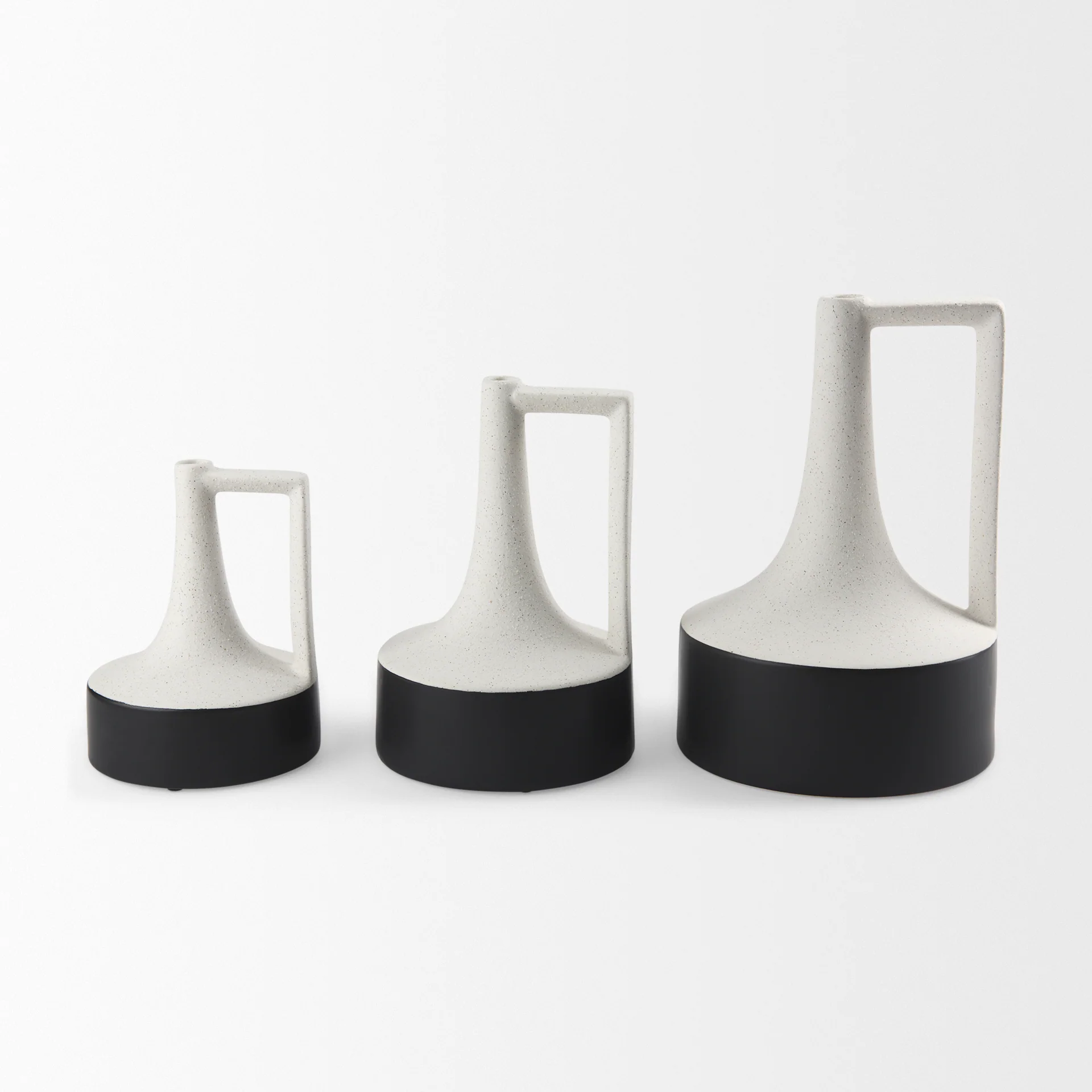 Burton White/Black Jug Vase - Image 26