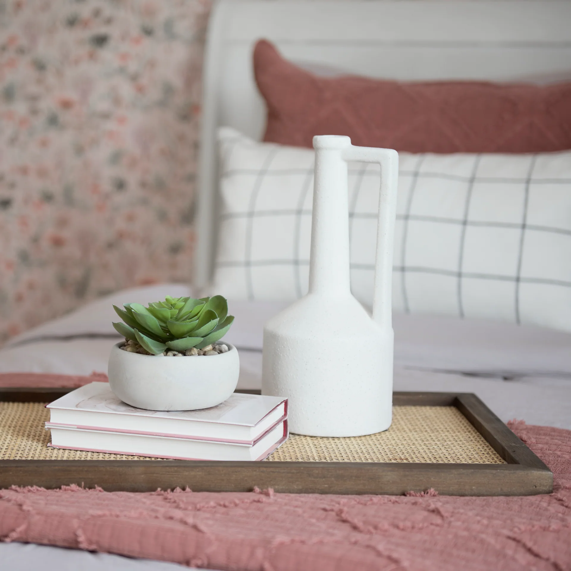 Burton White Jug Vase - Image 5