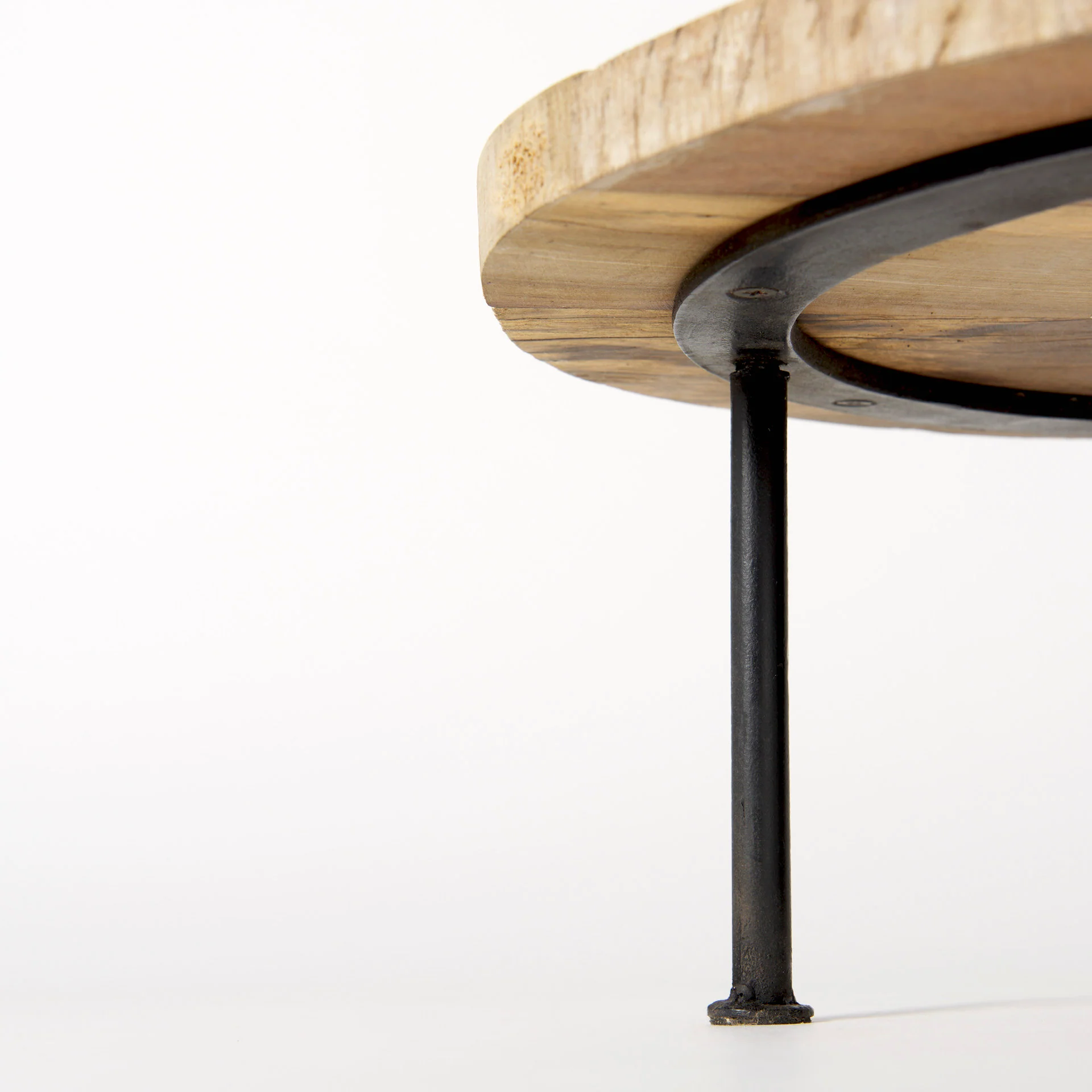 Cedric Display Stand - Image 8