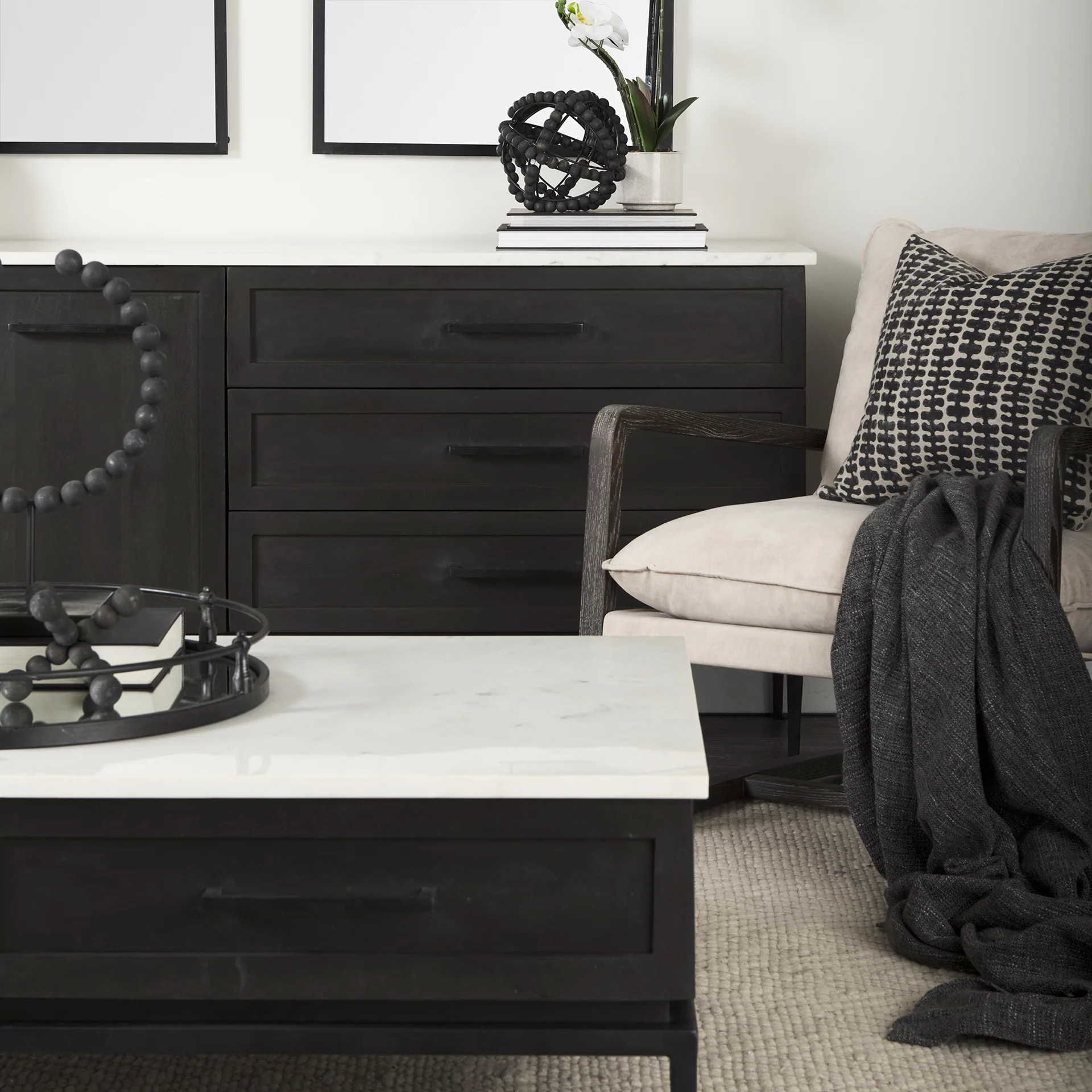 Divina Sideboard - Image 3