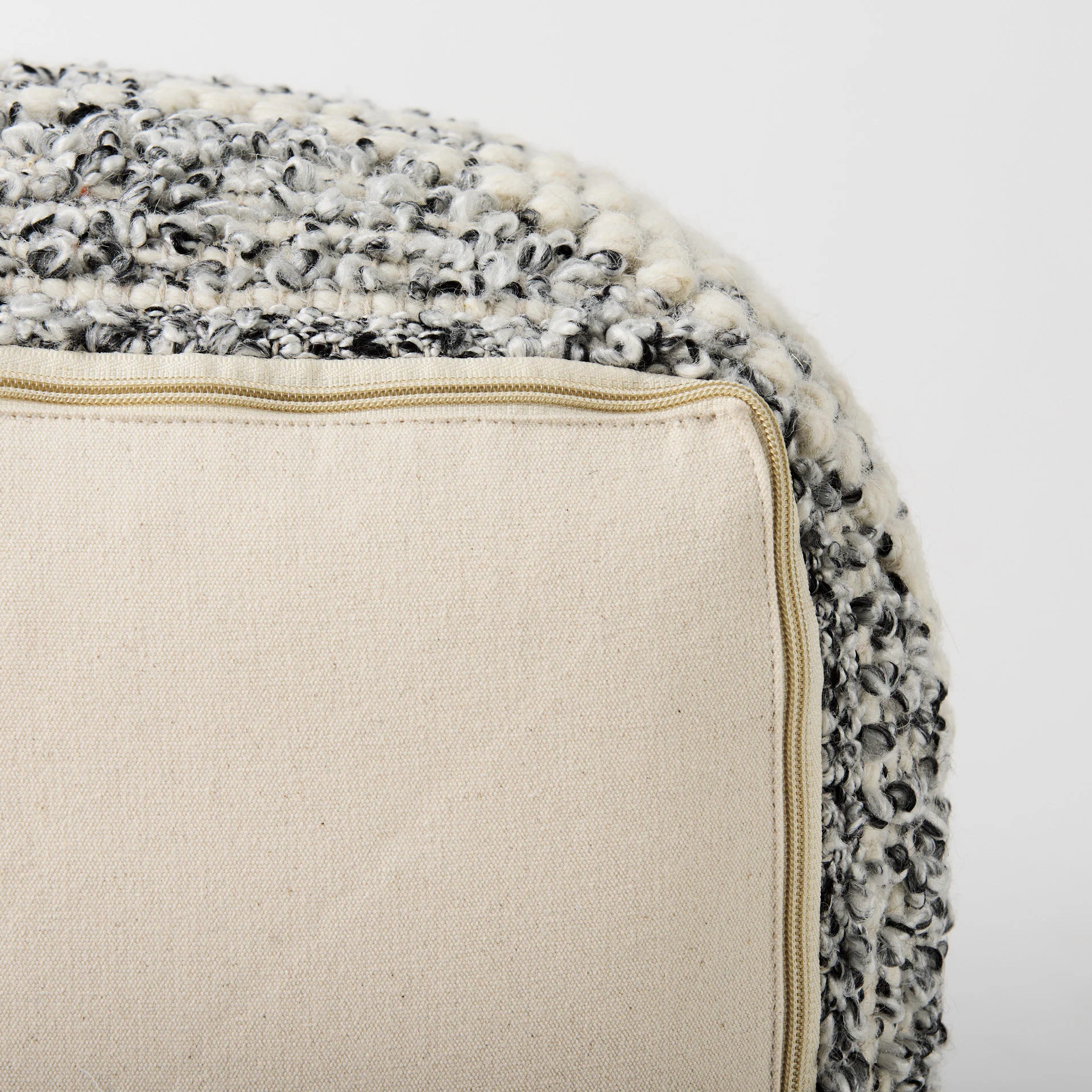 Ekiya Pouf - Image 11