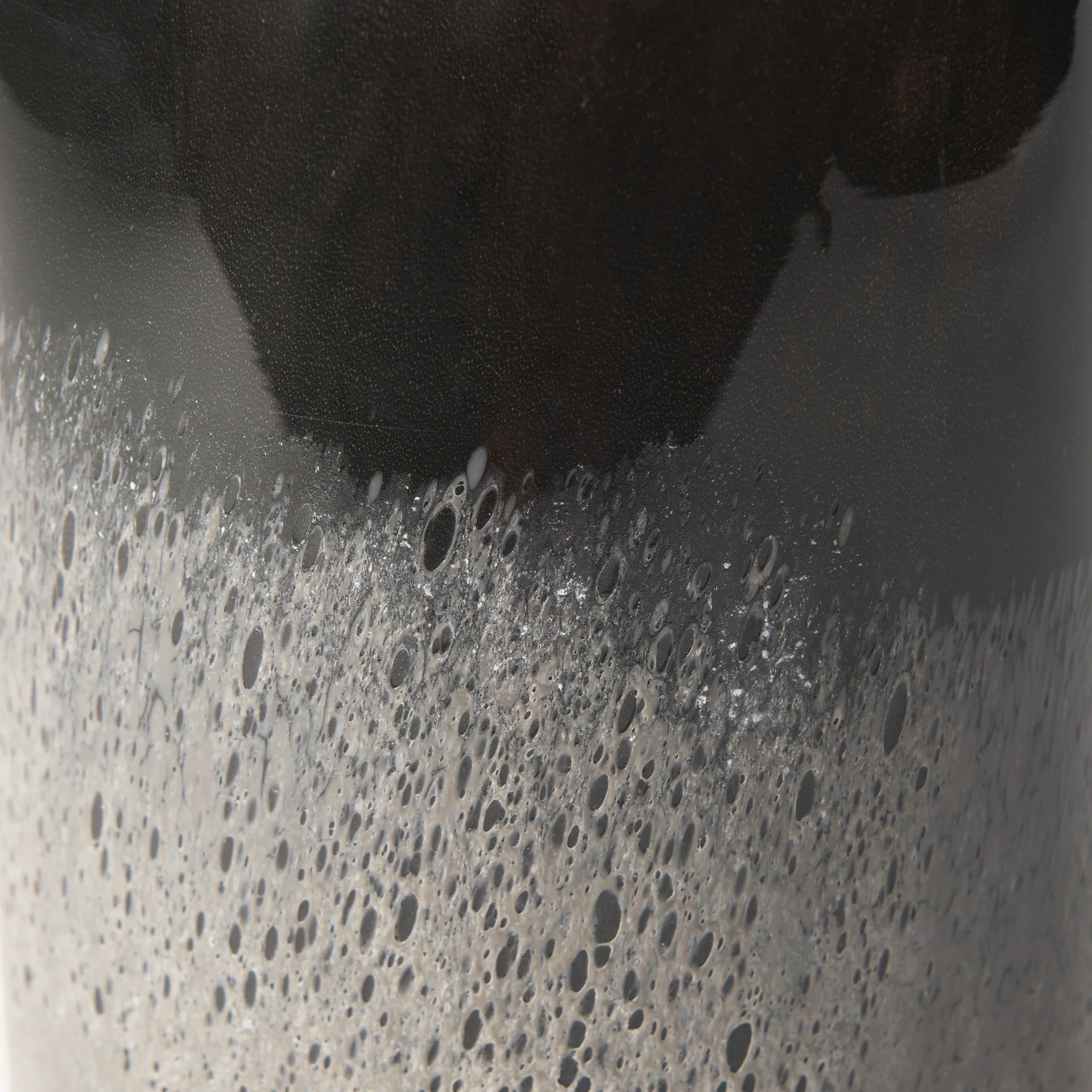 Emu Vase - Image 11