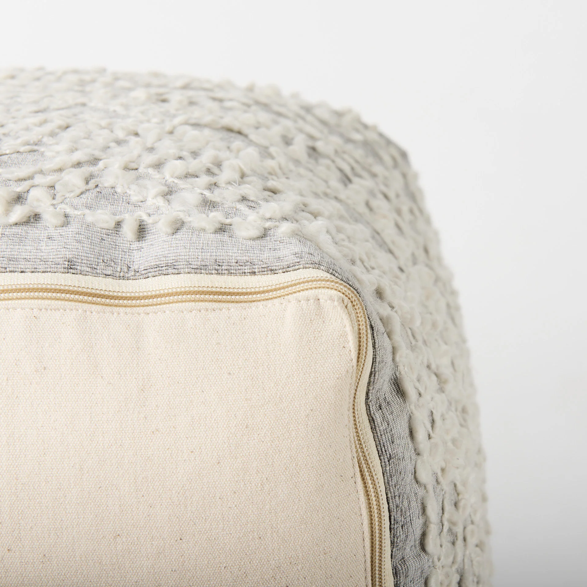 Farida Pouf - Image 9