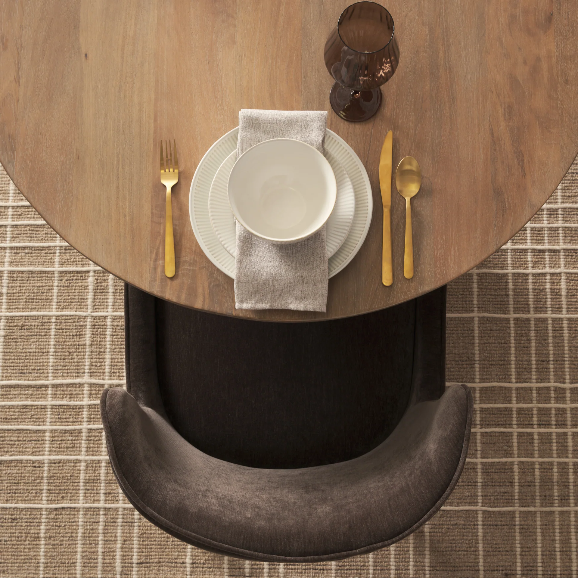 Isla Dining Table - Image 14