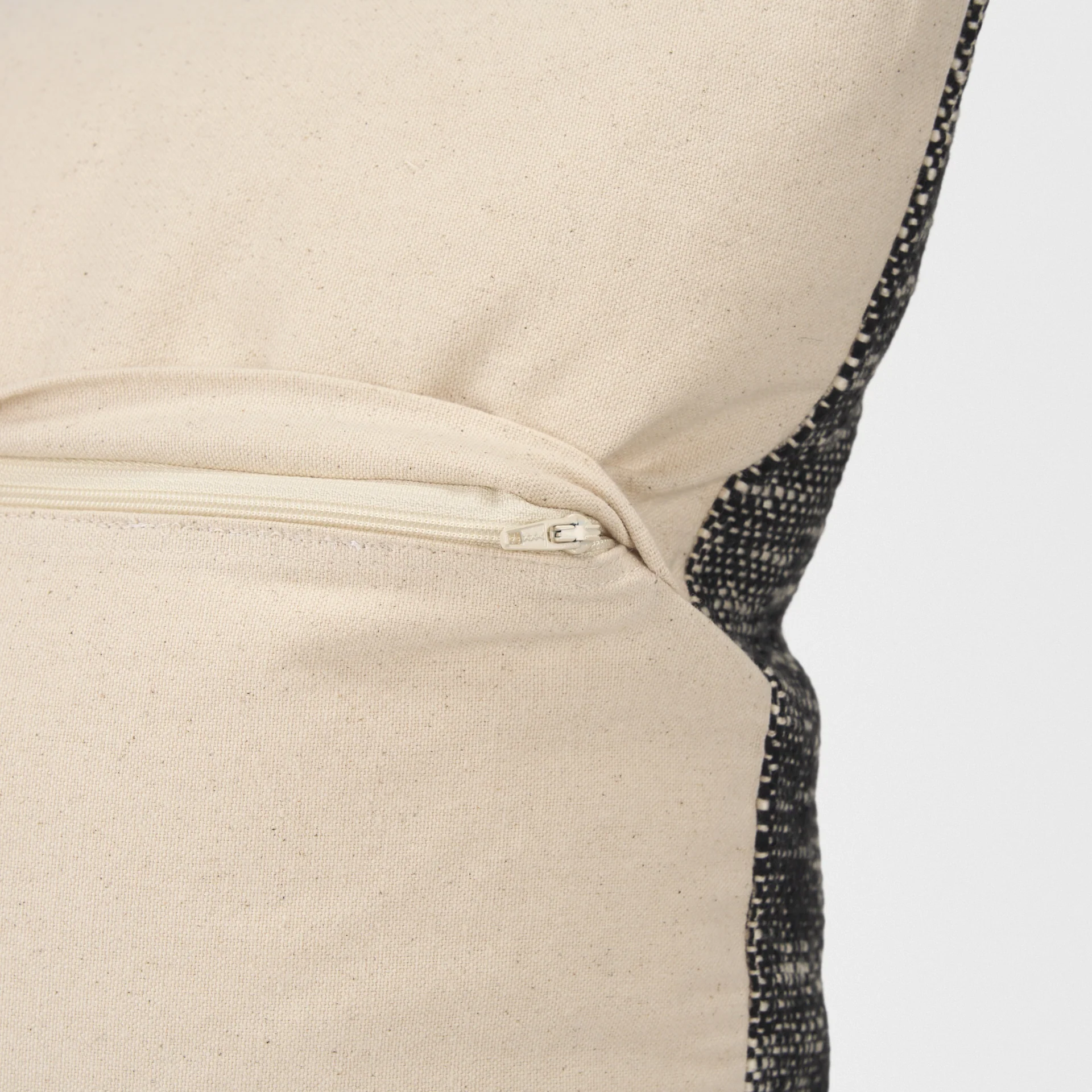 Jalia Pillow Cover - Image 7