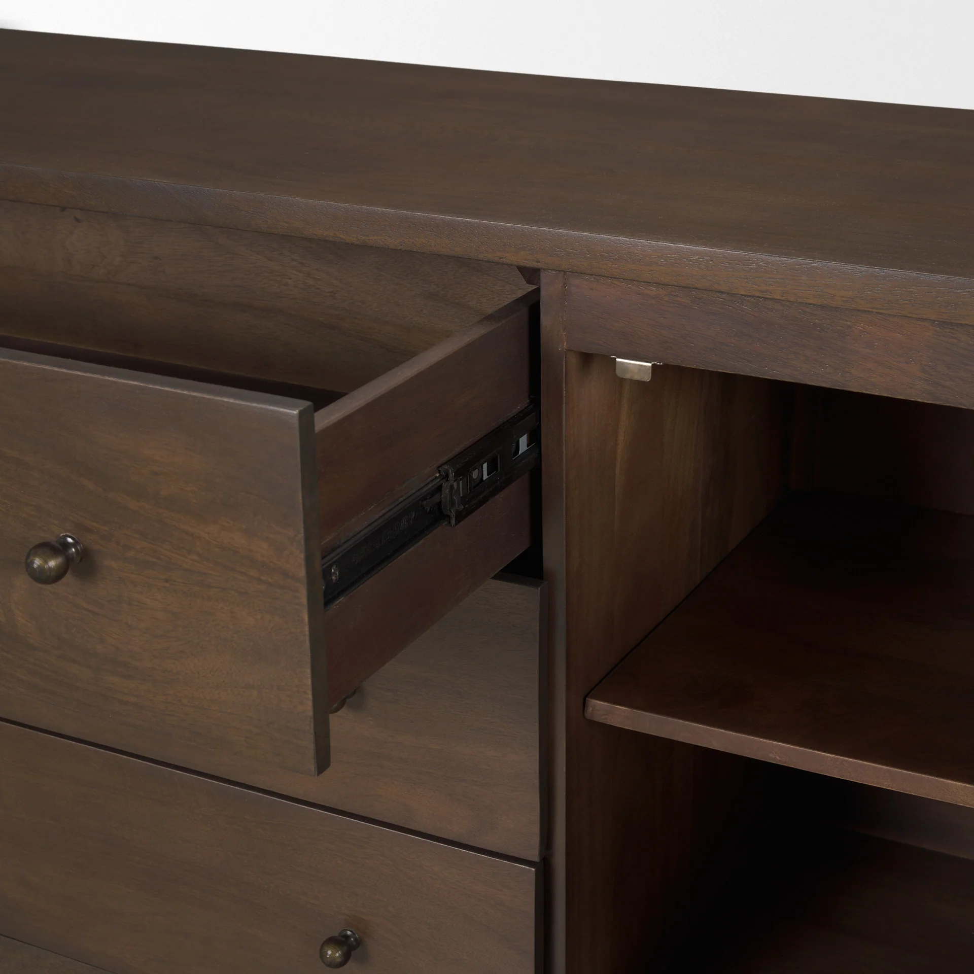Jonan Sideboard - Image 12