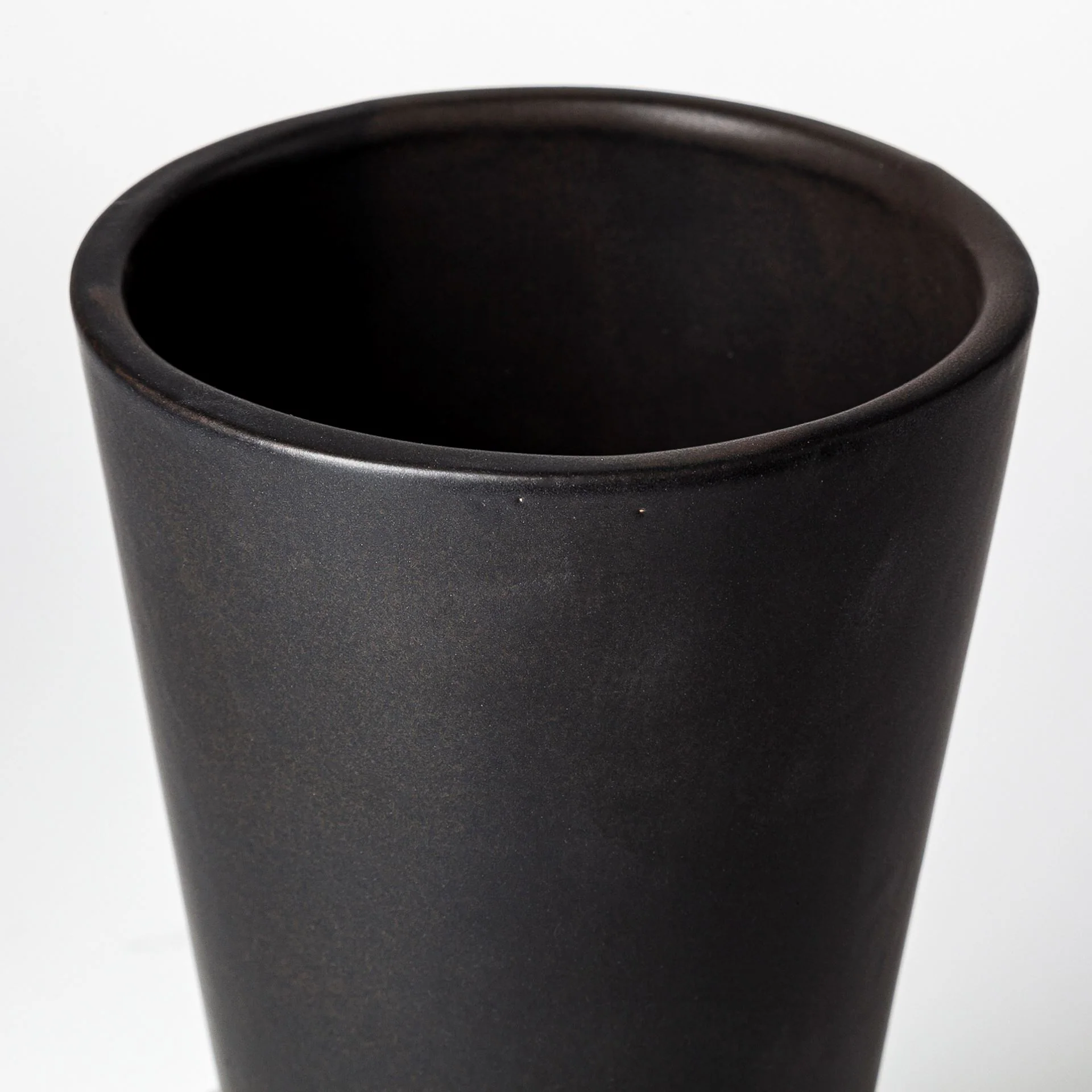 Laforge Black Vase - Image 10