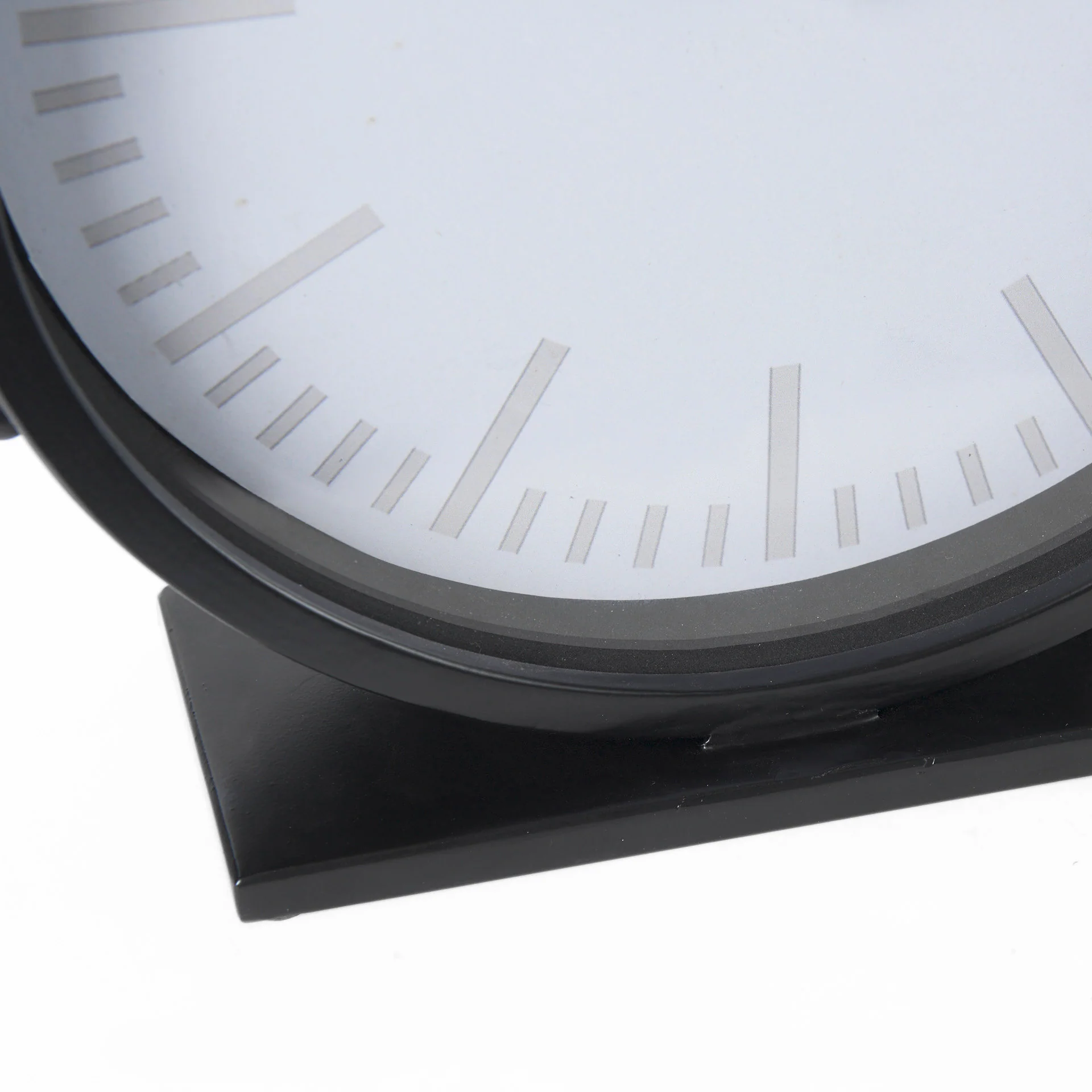 Marian Round Table Clock - Image 12
