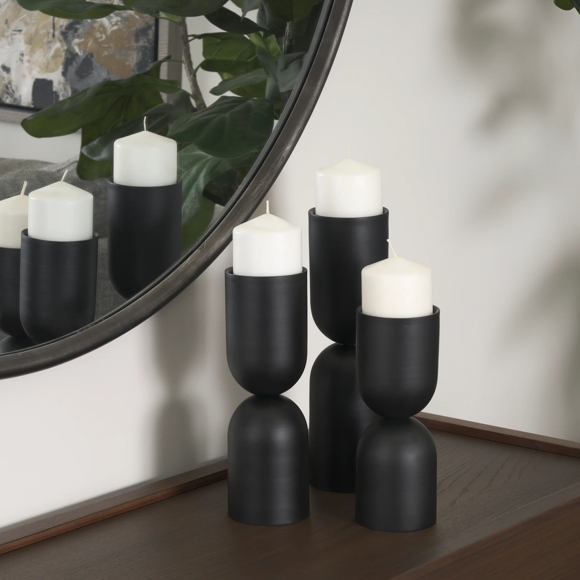 Qamra Black Candle Holder - Image 11
