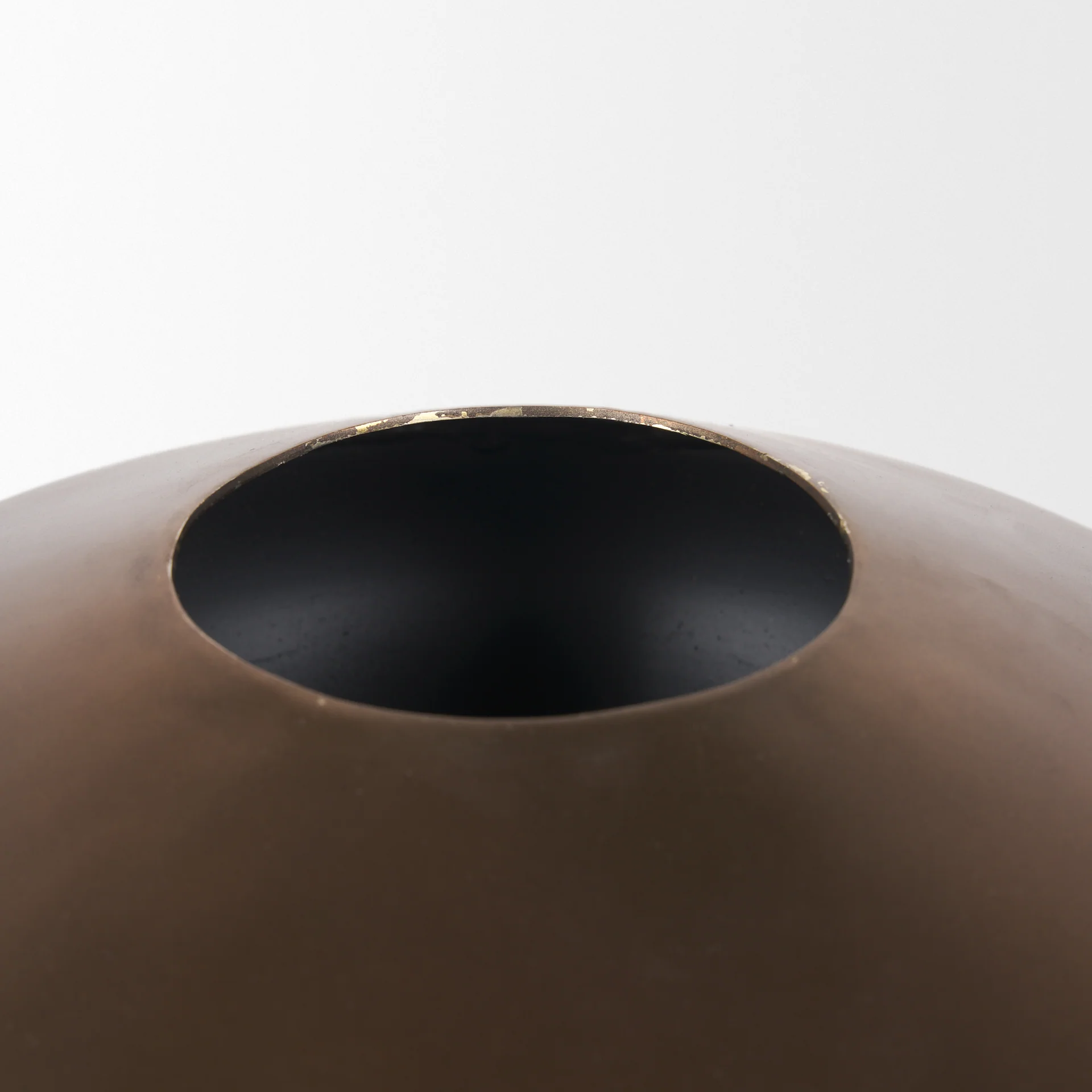 Quiana Decorative Vase - Image 9