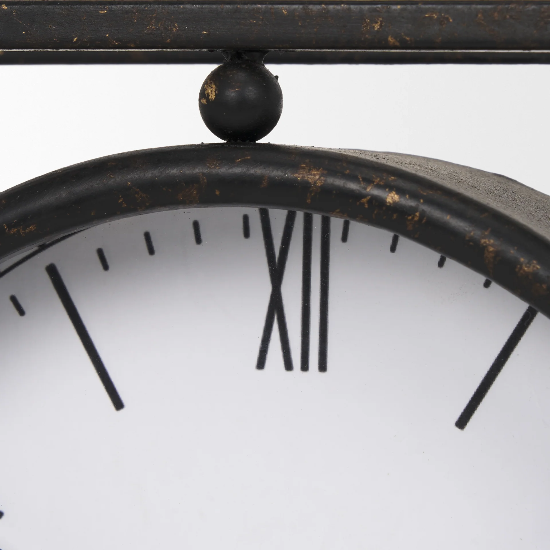 Raisa Table Clock - Image 8