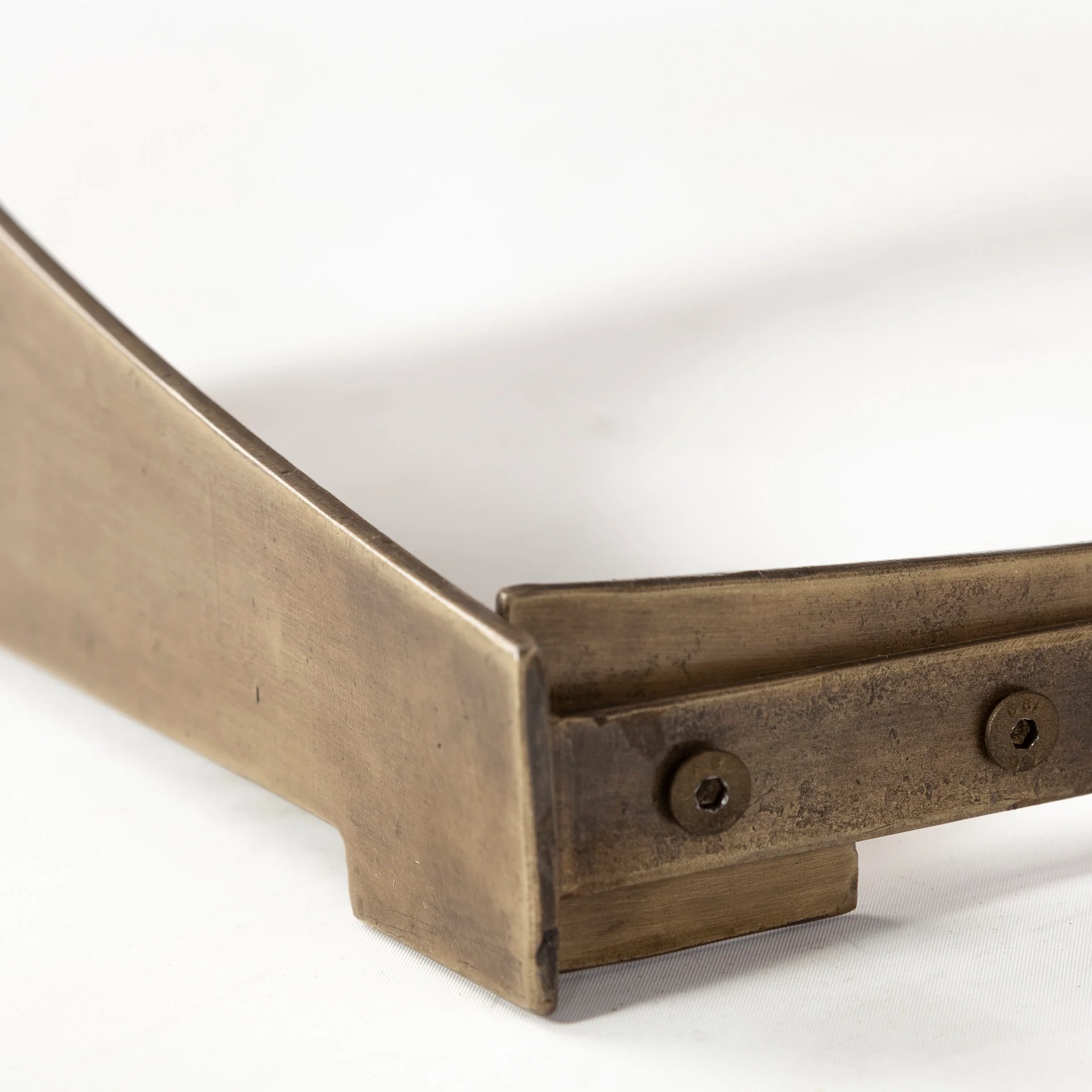 Reinhold Round Coffee Table - Image 15
