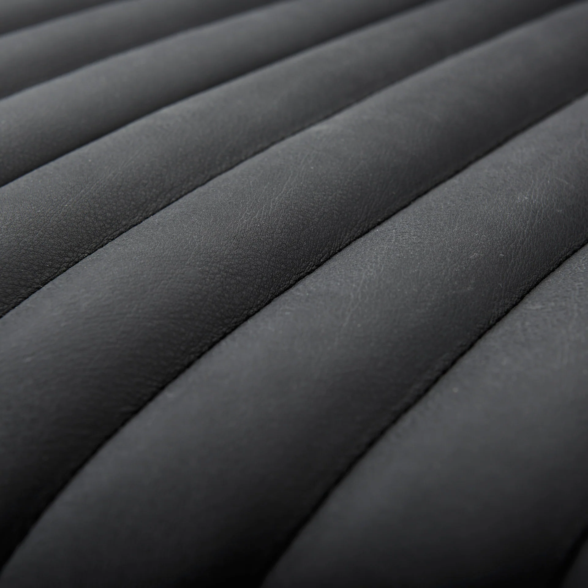 Ricciardo Leather Sofa - Image 20