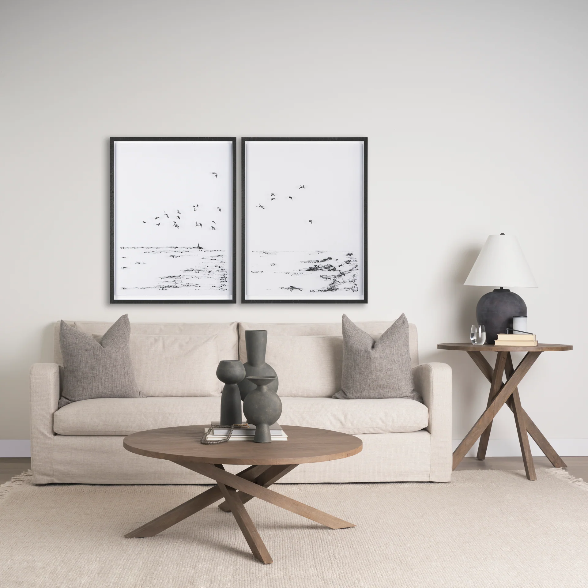 Solana Foyer Table - Image 3