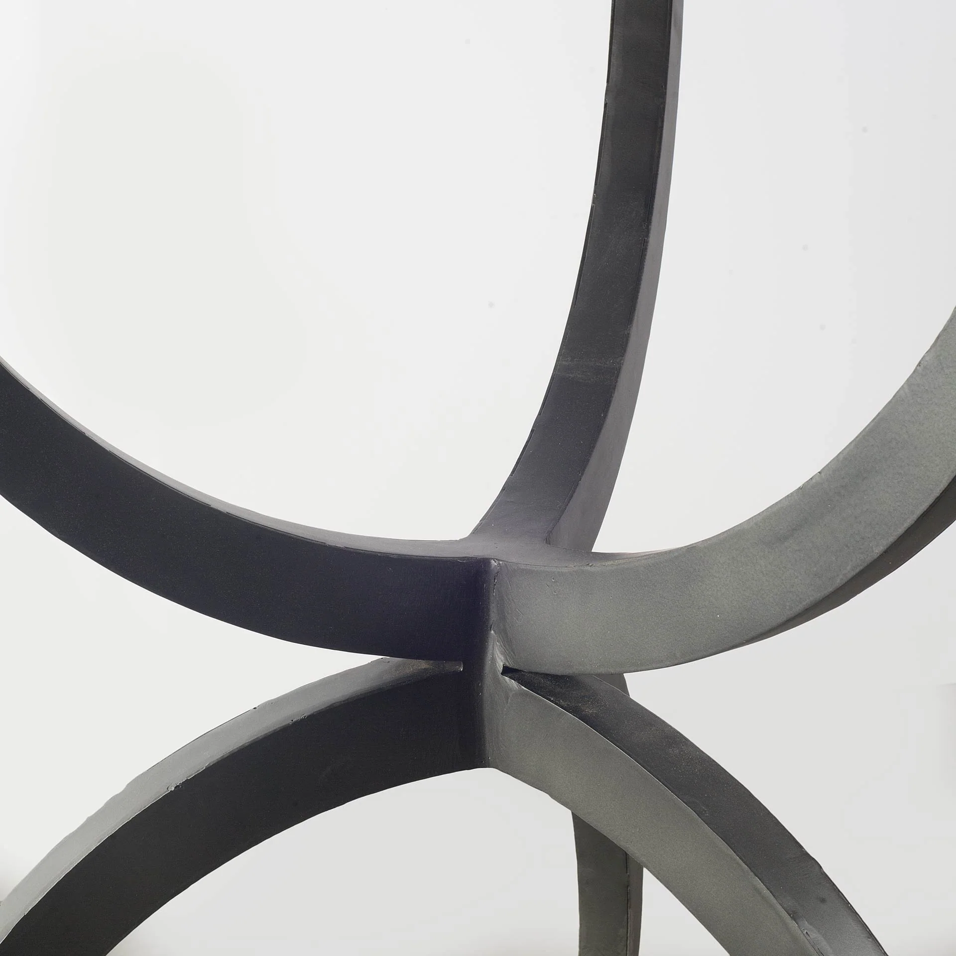 Veneto Dining Table - Image 2