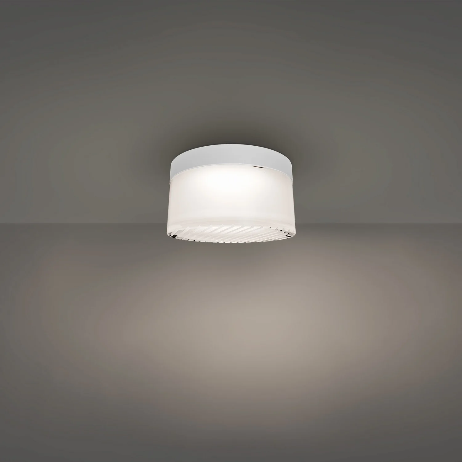 Tuck III Outdoor Ceiling Mount - Image 2