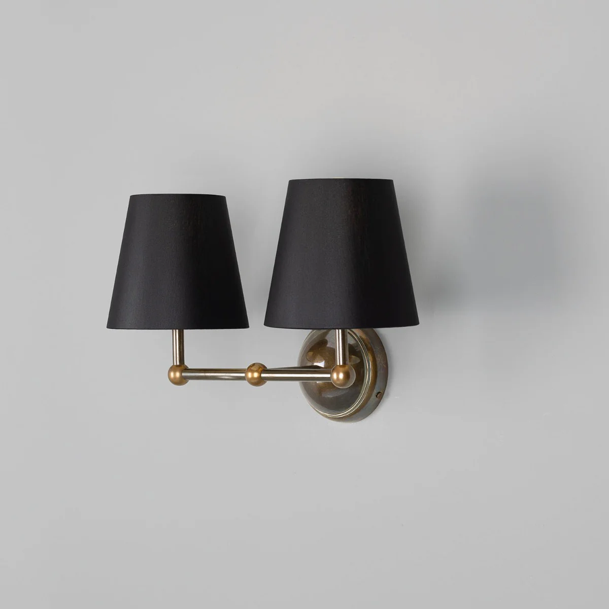 Busan Double Wall Light - Image 2