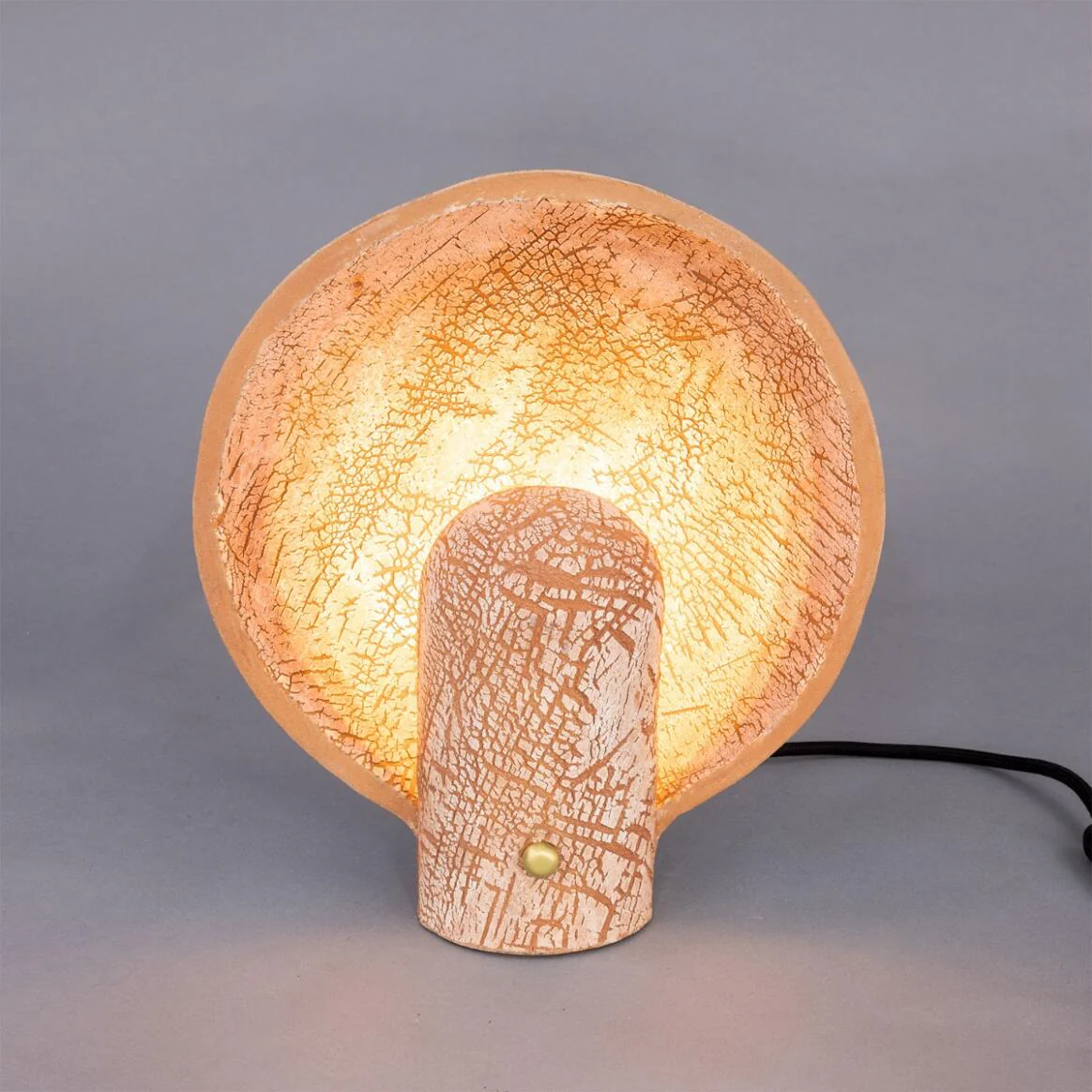 Cagliari Ceramic Scoop Table Lamp Red Iron