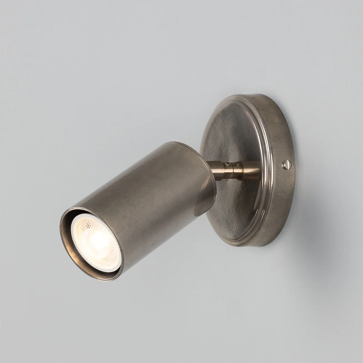Evanston Wall Light - Image 3