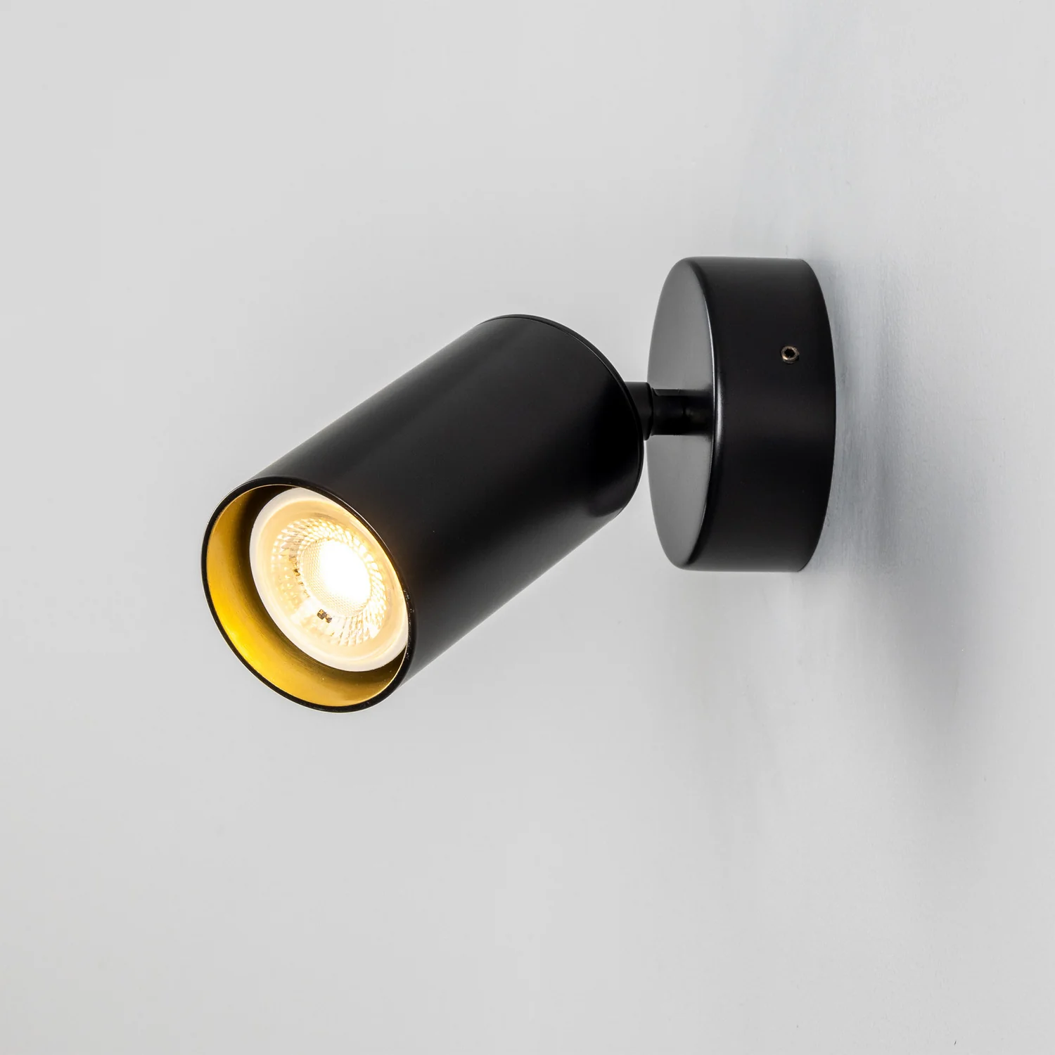 Evanston Wall Sconce