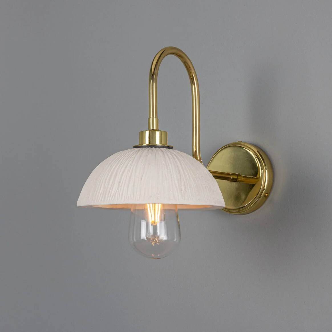 Kauri IP44 Wall Light