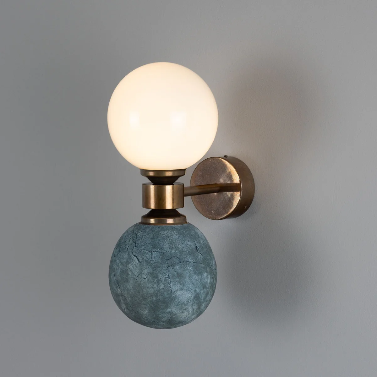 Kobe Ceramic Wall Light - Image 2