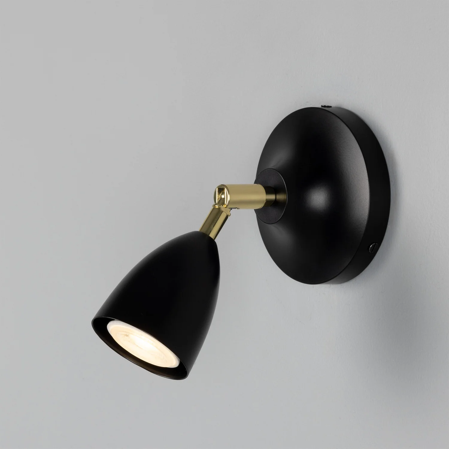 Lainio Wall Sconce - Image 3