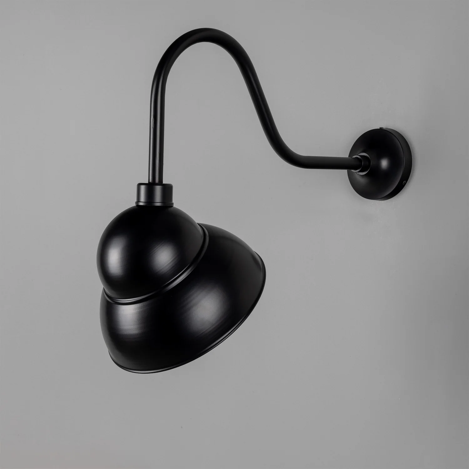 Novo Outdoor Wall Sconce