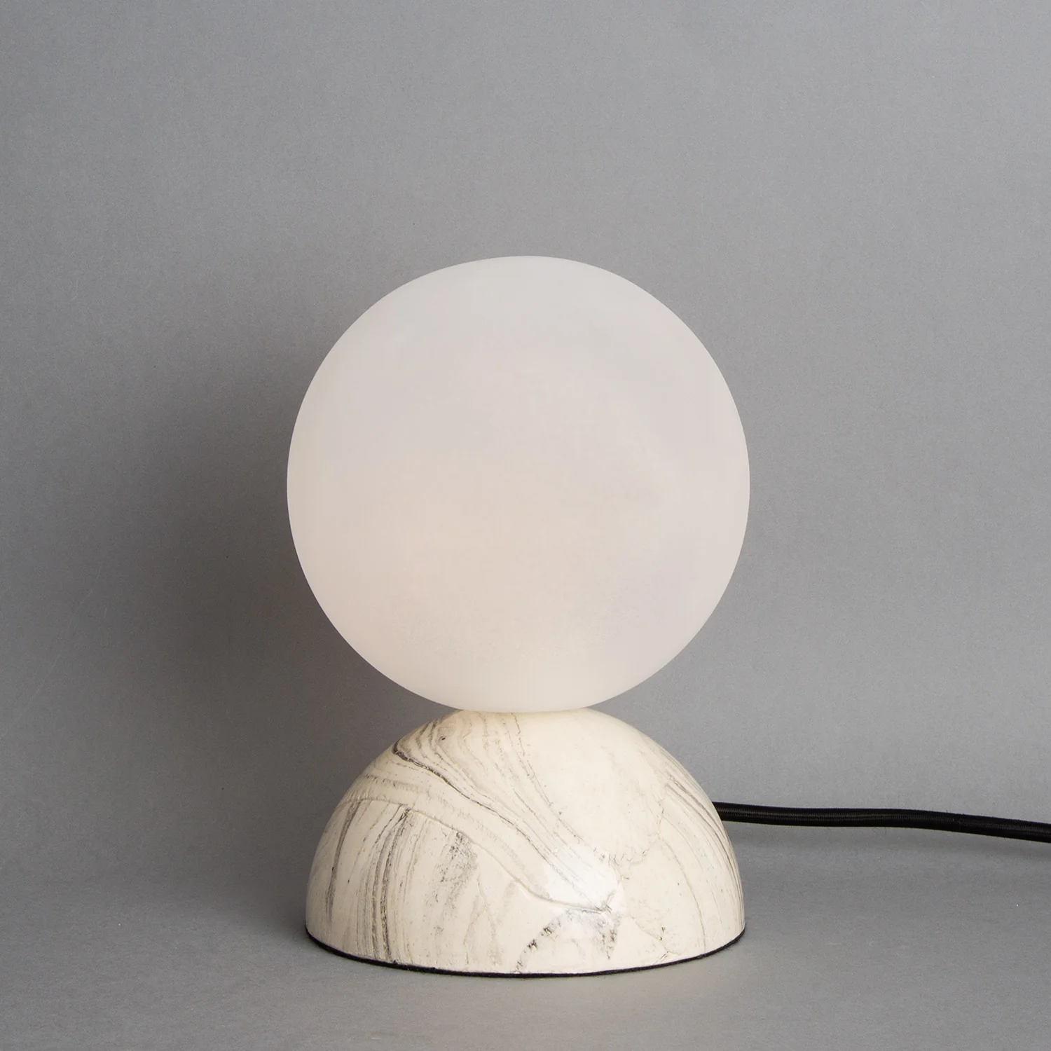 Ovata Marbled Table Lamp - Image 2