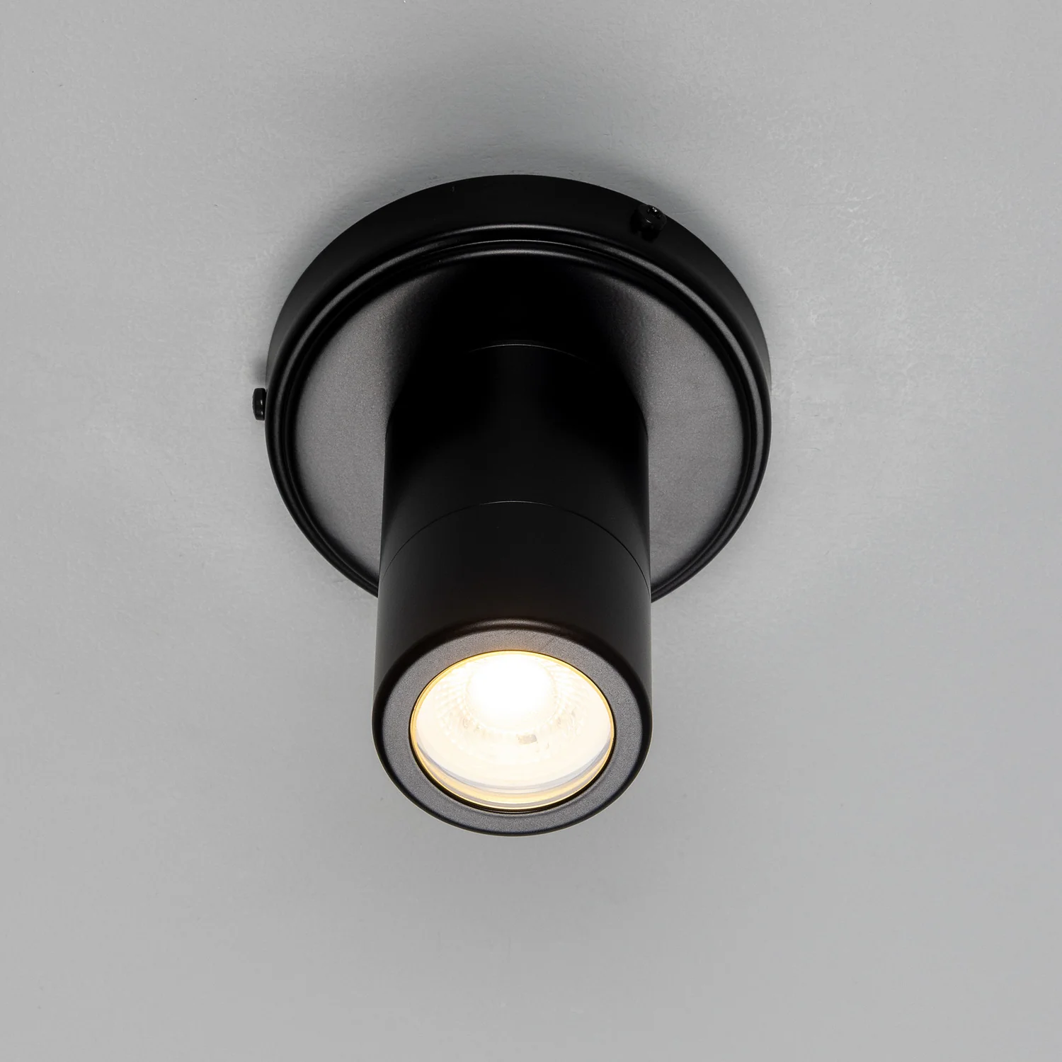 Quin Flush Mount - Image 2