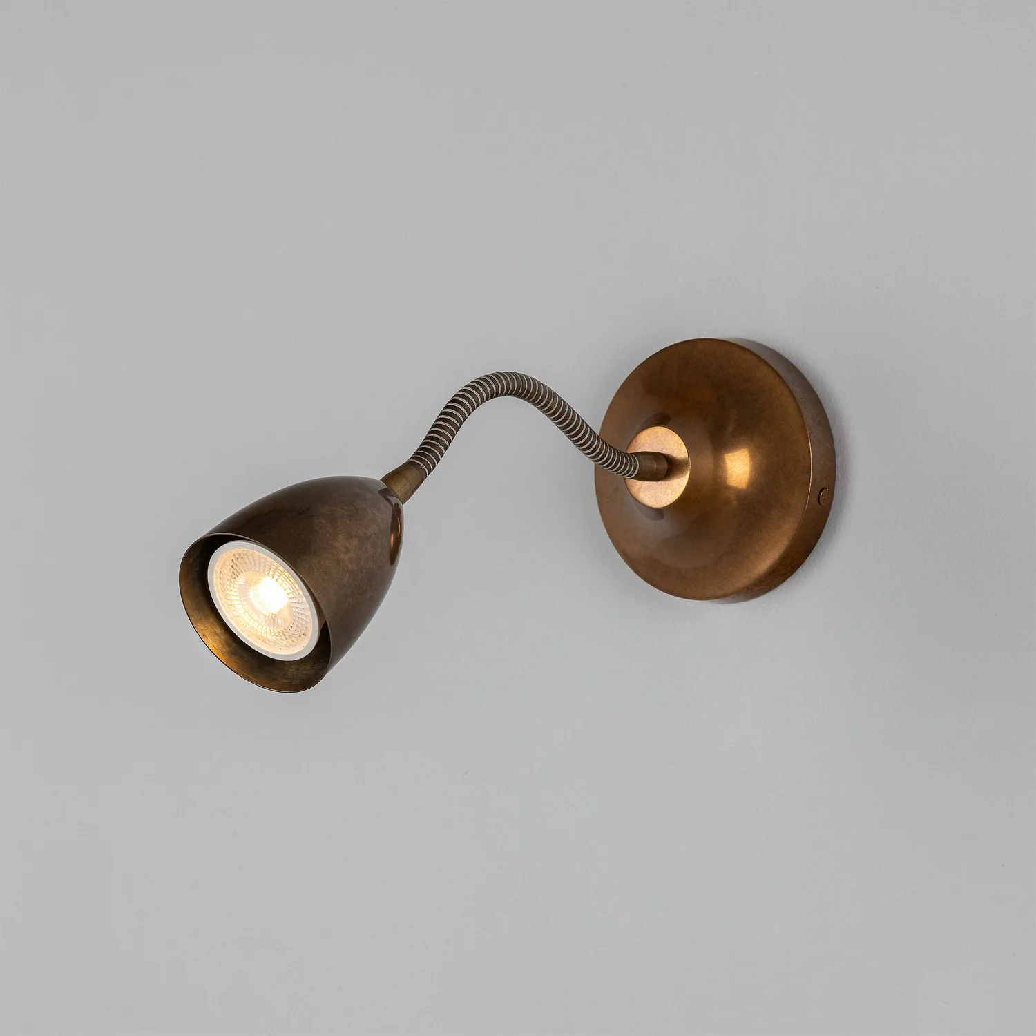 Sydney Wall Sconce - Image 4
