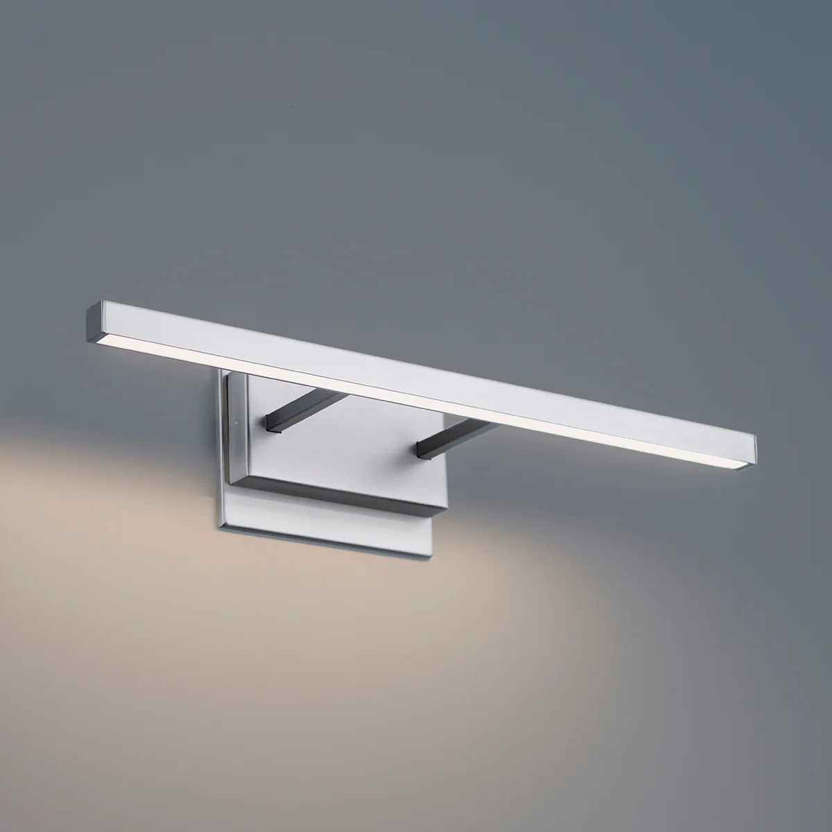 Parallax Vanity Light - Image 13